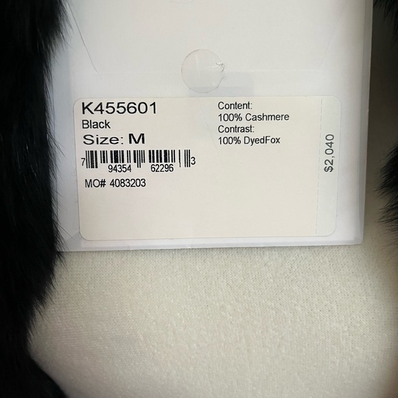 St. John Black Knit Cashmere Jacket/Cape lined with Fox Fur - Picture 7 of 7